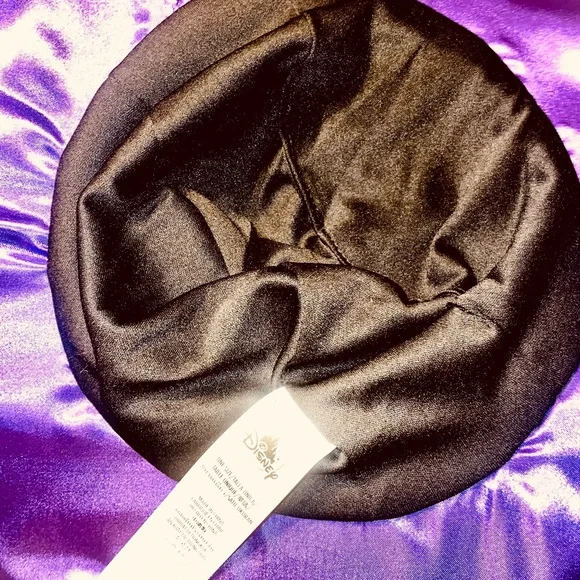 Official Disney Store Witch Hat Purple Sheer Metallic Gold Star Moon Bow SOLDOUT - Picture 10 of 11